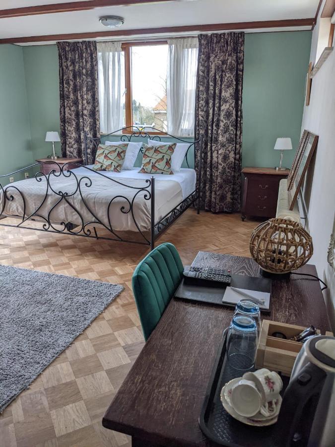 Hotel De Gravin Van Vorden Bagian luar foto