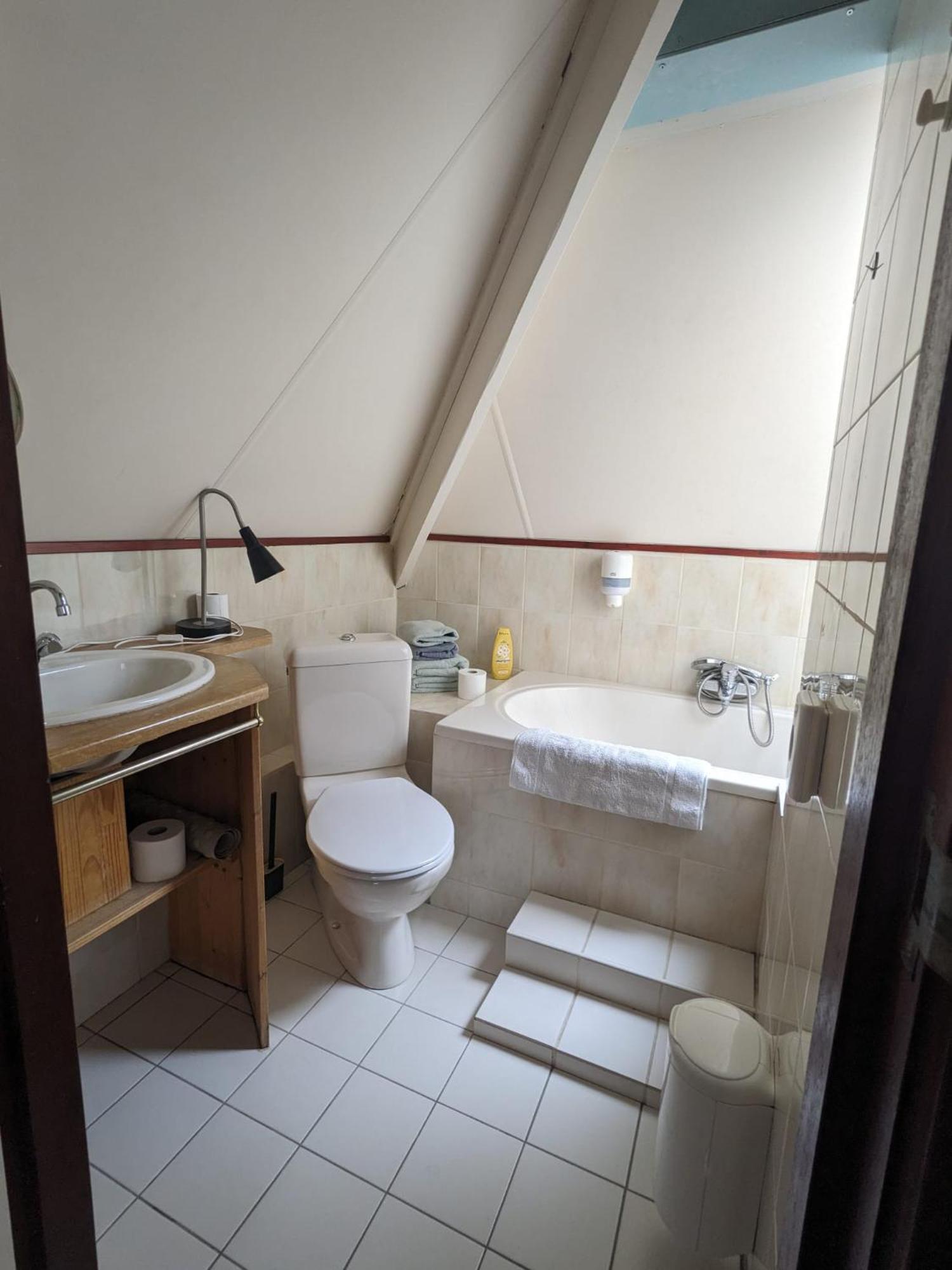 Hotel De Gravin Van Vorden Bagian luar foto